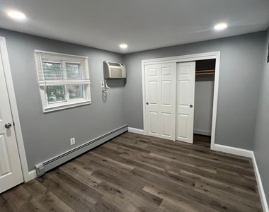 15 Beach Avenue - Photo Thumbnail 6