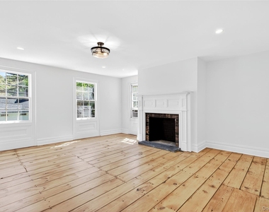 94 Main Street - Photo Thumbnail 14