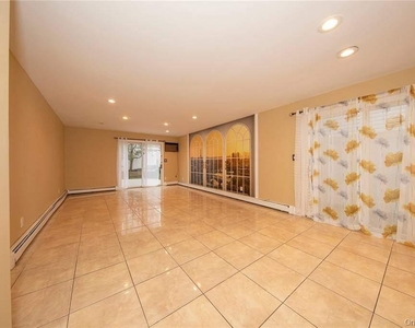 4025 Boston Avenue - Photo Thumbnail 3