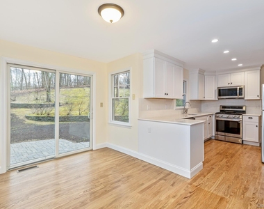 451 River Road - Photo Thumbnail 12