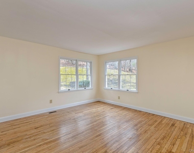 451 River Road - Photo Thumbnail 14