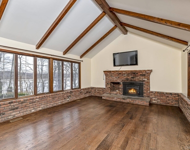 451 River Road - Photo Thumbnail 9