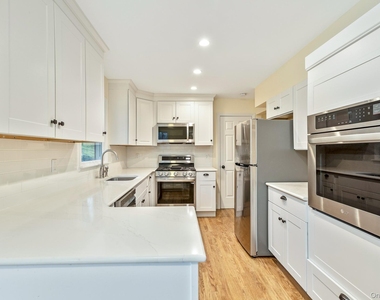 451 River Road - Photo Thumbnail 10