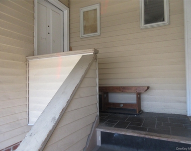 20 Bridge Street - Photo Thumbnail 3