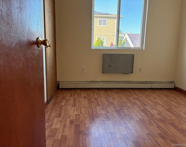 14519 220th Street - Photo Thumbnail 5