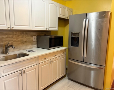 14519 220th Street - Photo Thumbnail 4