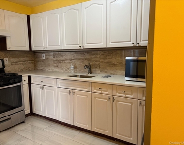 14519 220th Street - Photo Thumbnail 3