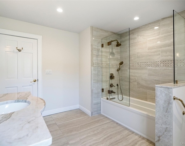 14 Harbor Lane - Photo Thumbnail 27