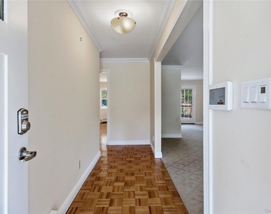 14 Harbor Lane - Photo Thumbnail 7
