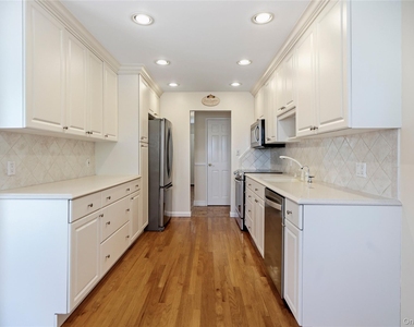 14 Harbor Lane - Photo Thumbnail 21