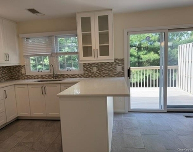 71 Orchard Street - Photo Thumbnail 5