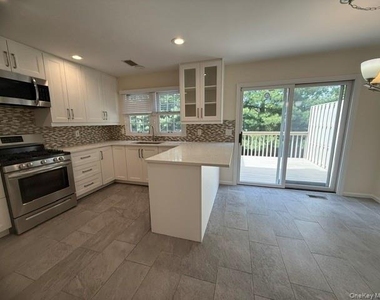 71 Orchard Street - Photo Thumbnail 4