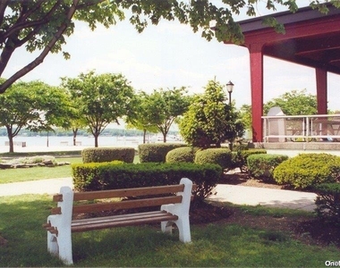 44 Graywood Road - Photo Thumbnail 10