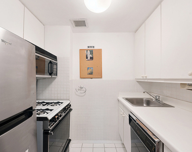 106 Central Park S - Photo Thumbnail 5