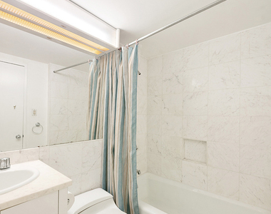 106 Central Park S - Photo Thumbnail 6