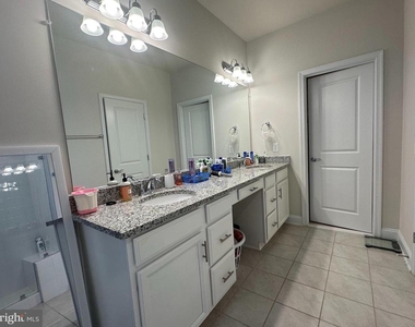 17227 Branched Oak Road - Photo Thumbnail 24