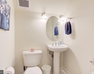 15160 Kentshire Drive - Photo Thumbnail 8