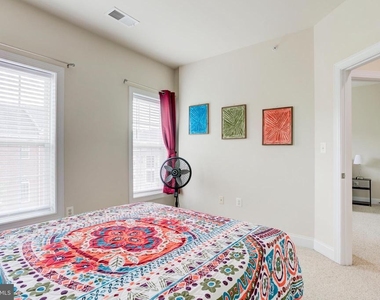 15160 Kentshire Drive - Photo Thumbnail 30