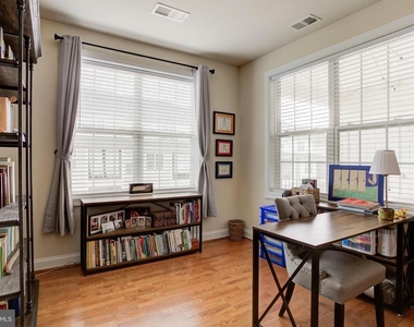 15160 Kentshire Drive - Photo Thumbnail 18