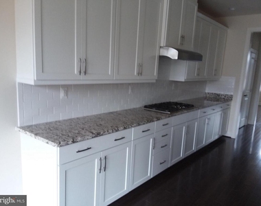 22595 Windsor Locks Square - Photo Thumbnail 11