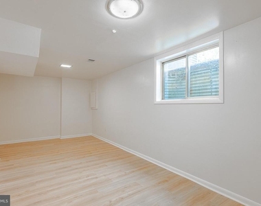 3048 Silent Valley Drive - Photo Thumbnail 17