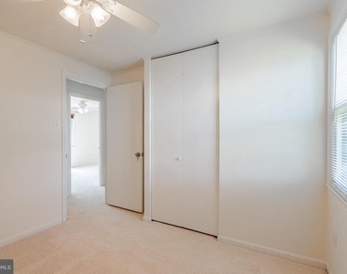 3048 Silent Valley Drive - Photo Thumbnail 28