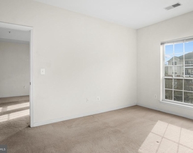 4850 Eisenhower Avenue - Photo Thumbnail 17