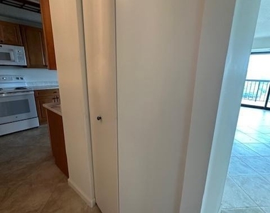 200 N Pickett Street - Photo Thumbnail 1