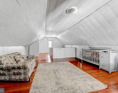 715 N George Mason Drive - Photo Thumbnail 16