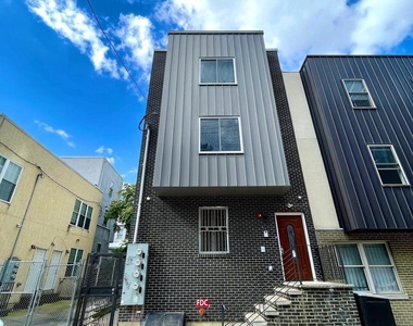 1306 N Carlisle Street - Photo Thumbnail 20