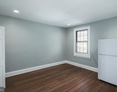 184 E Huntingdon Street - Photo Thumbnail 4