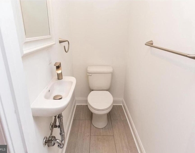 4215 Manayunk Avenue - Photo Thumbnail 12