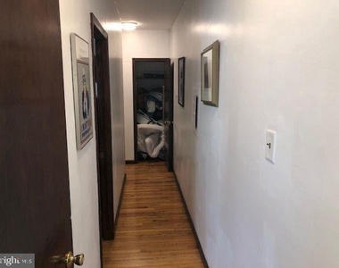 1814 Callowhill Street - Photo Thumbnail 8