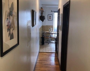 1814 Callowhill Street - Photo Thumbnail 12