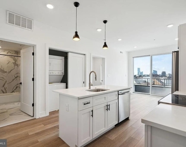 901 Leland - Photo Thumbnail 7