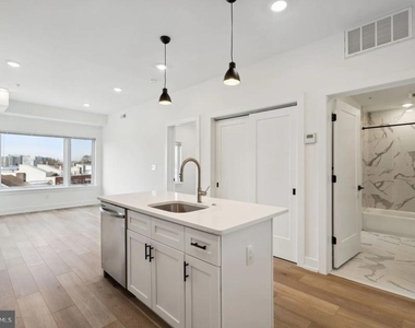 901 Leland - Photo Thumbnail 10