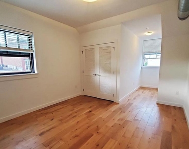 224 Church Street - Photo Thumbnail 7