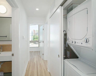 2331 Frankford Avenue - Photo Thumbnail 8