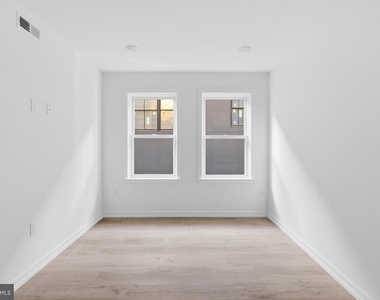 208 Vine Street - Photo Thumbnail 11