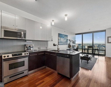 2101 Market Street - Photo Thumbnail 1