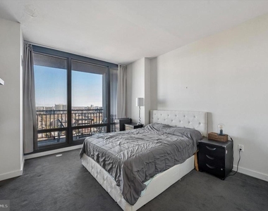 2101 Market Street - Photo Thumbnail 10