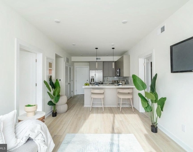 2709 Cecil B Moore Avenue - Photo Thumbnail 9