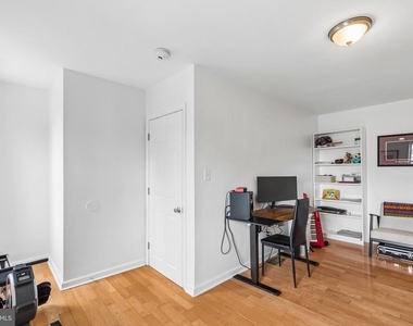3101 Haverford Avenue - Photo Thumbnail 12