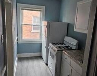 13641 La Salle Boulevard - Photo Thumbnail 4