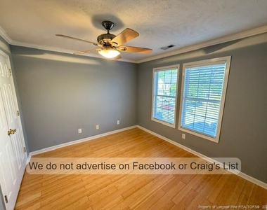 3058 Candlelight Drive - Photo Thumbnail 8