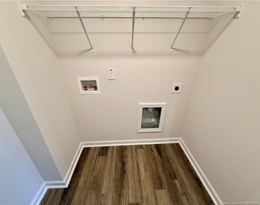 4736 Mastercraft Court - Photo Thumbnail 22