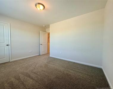 4736 Mastercraft Court - Photo Thumbnail 20