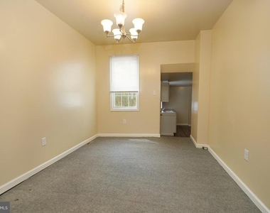 404 Beaver Street - Photo Thumbnail 5