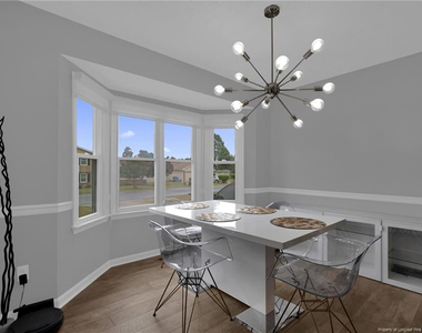 7457 Avila Drive - Photo Thumbnail 8