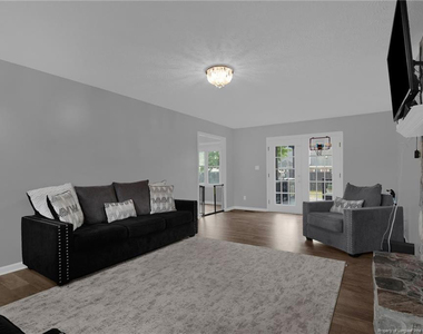 7457 Avila Drive - Photo Thumbnail 10